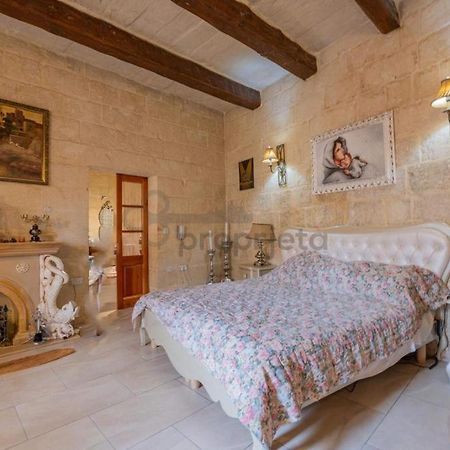 Vintage Farmhouse Qormi Buitenkant foto