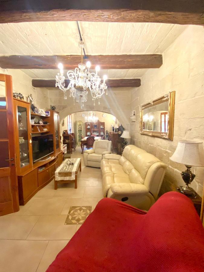 Vintage Farmhouse Qormi Buitenkant foto