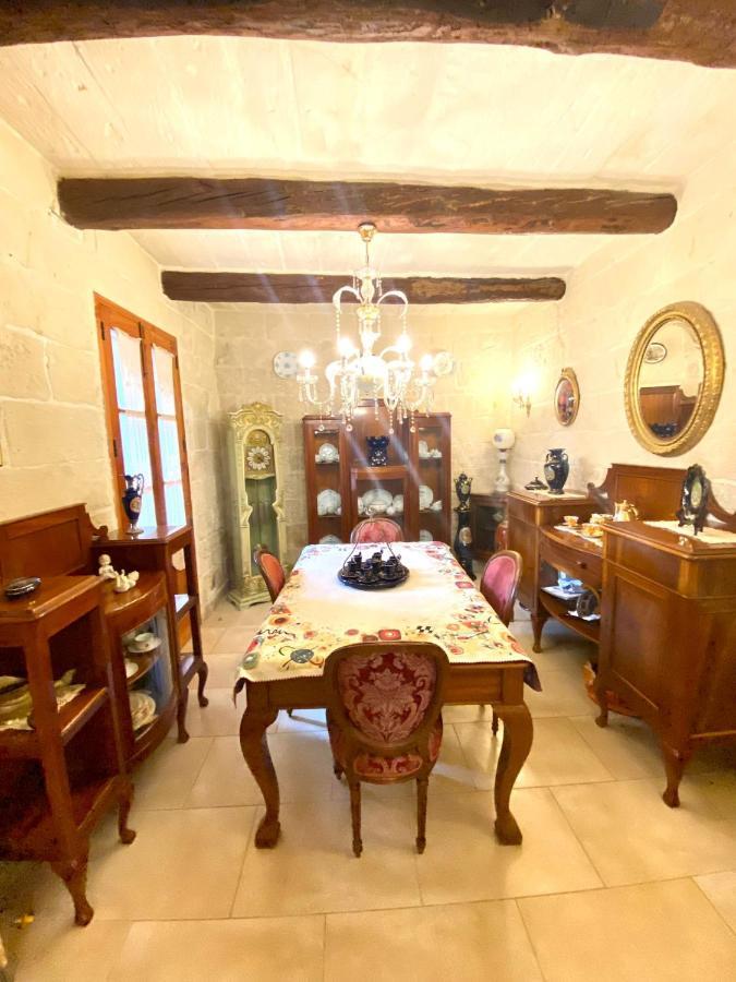 Vintage Farmhouse Qormi Buitenkant foto